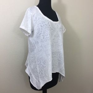 ⬇️$19 Free People White Floral High Low Top Size S